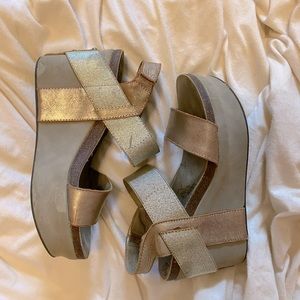 OTBT rose gold wedges SIZE 7